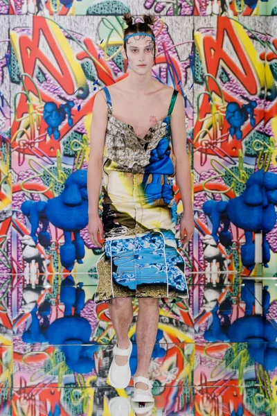 Look 9